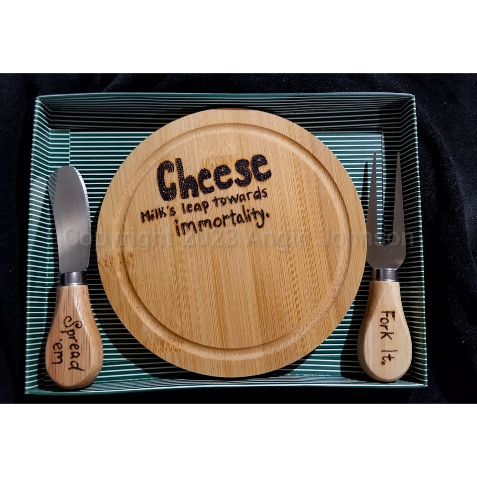 Round Cheese Board with Knife and Fork - Freehand Burning, Variety